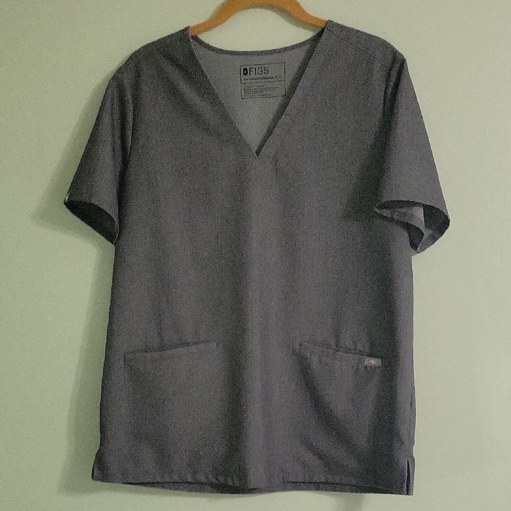 Figs Gray Scrub Top & Bottoms